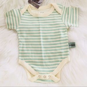 Bubele Baby Unisex green cream stripe onesie 0-3M